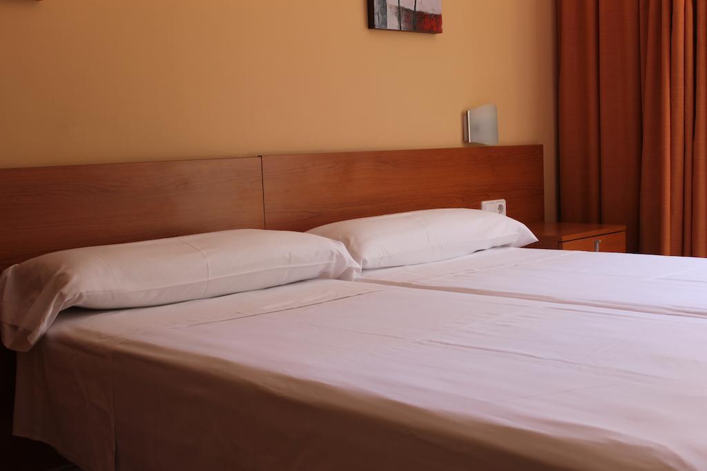 Hostal Cal Siles El Prat de Llobregat Rom bilde