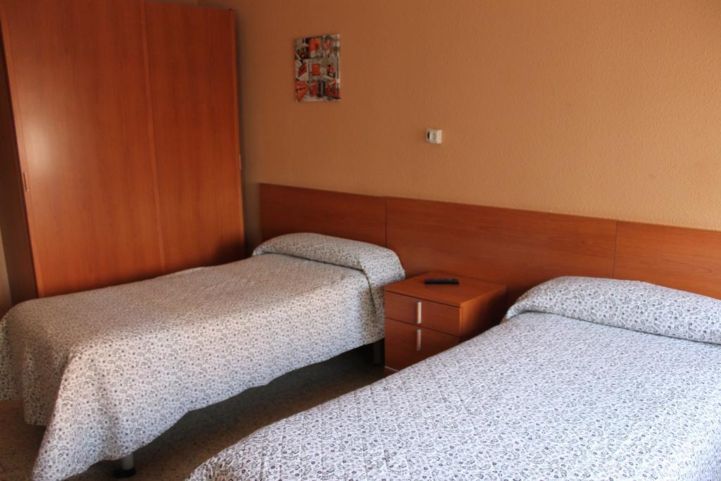 Hostal Cal Siles El Prat de Llobregat Eksteriør bilde