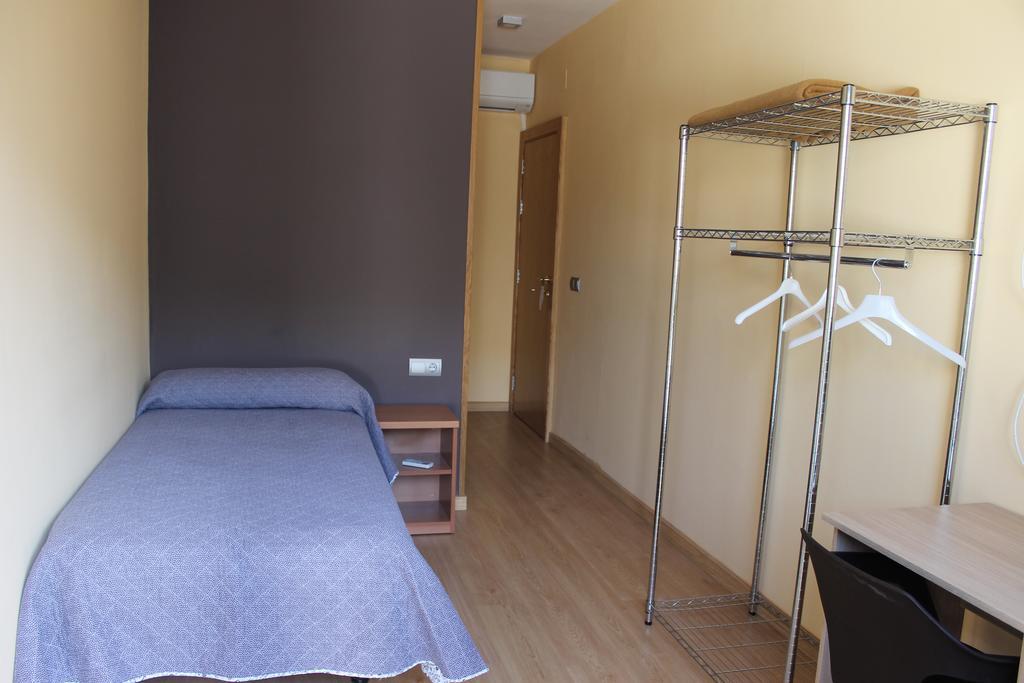 Hostal Cal Siles El Prat de Llobregat Eksteriør bilde