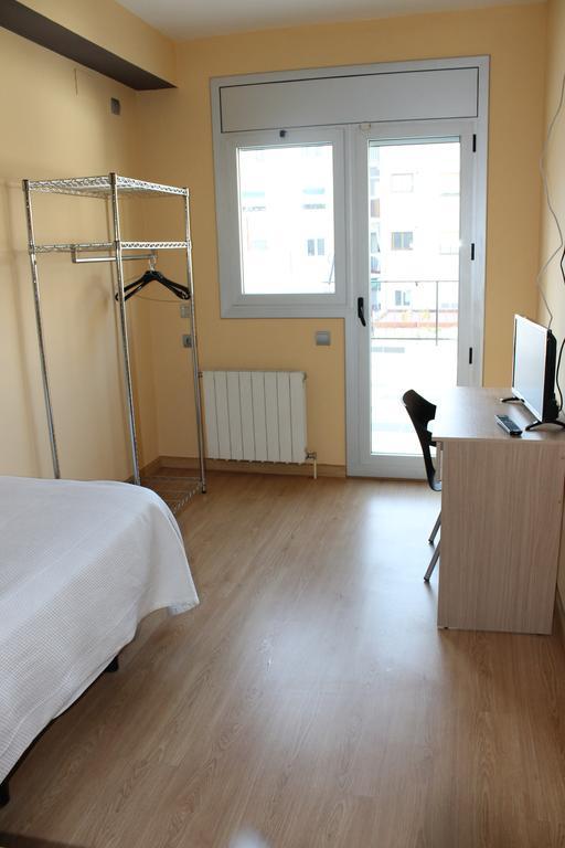 Hostal Cal Siles El Prat de Llobregat Eksteriør bilde
